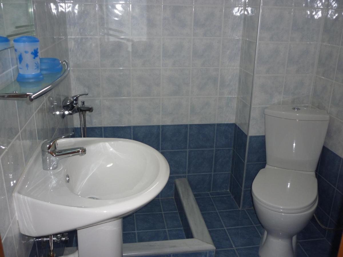 Helios Apartman Vrasná Kültér fotó